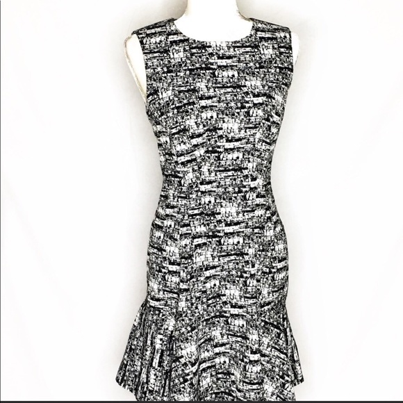 Diane Von Furstenberg Dresses & Skirts - NWOT* DVF Jaelyn Flutter Dress